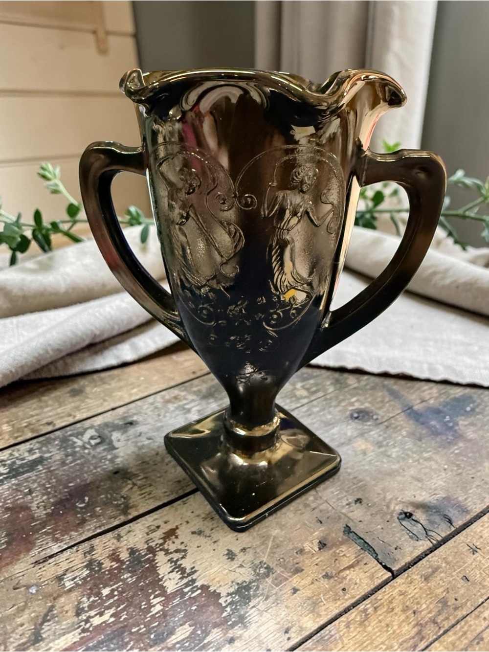 Art Deco L.E. Smith iridescent black glass "Snake Dance" trophy vase.